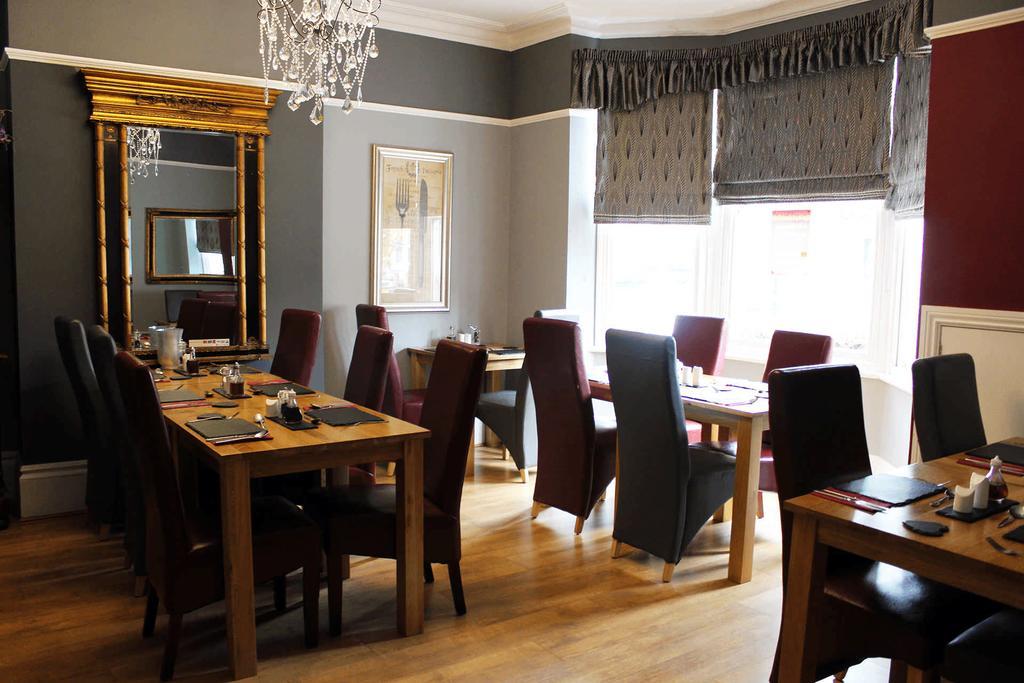 Hazeldene Guest House Selby Bagian luar foto